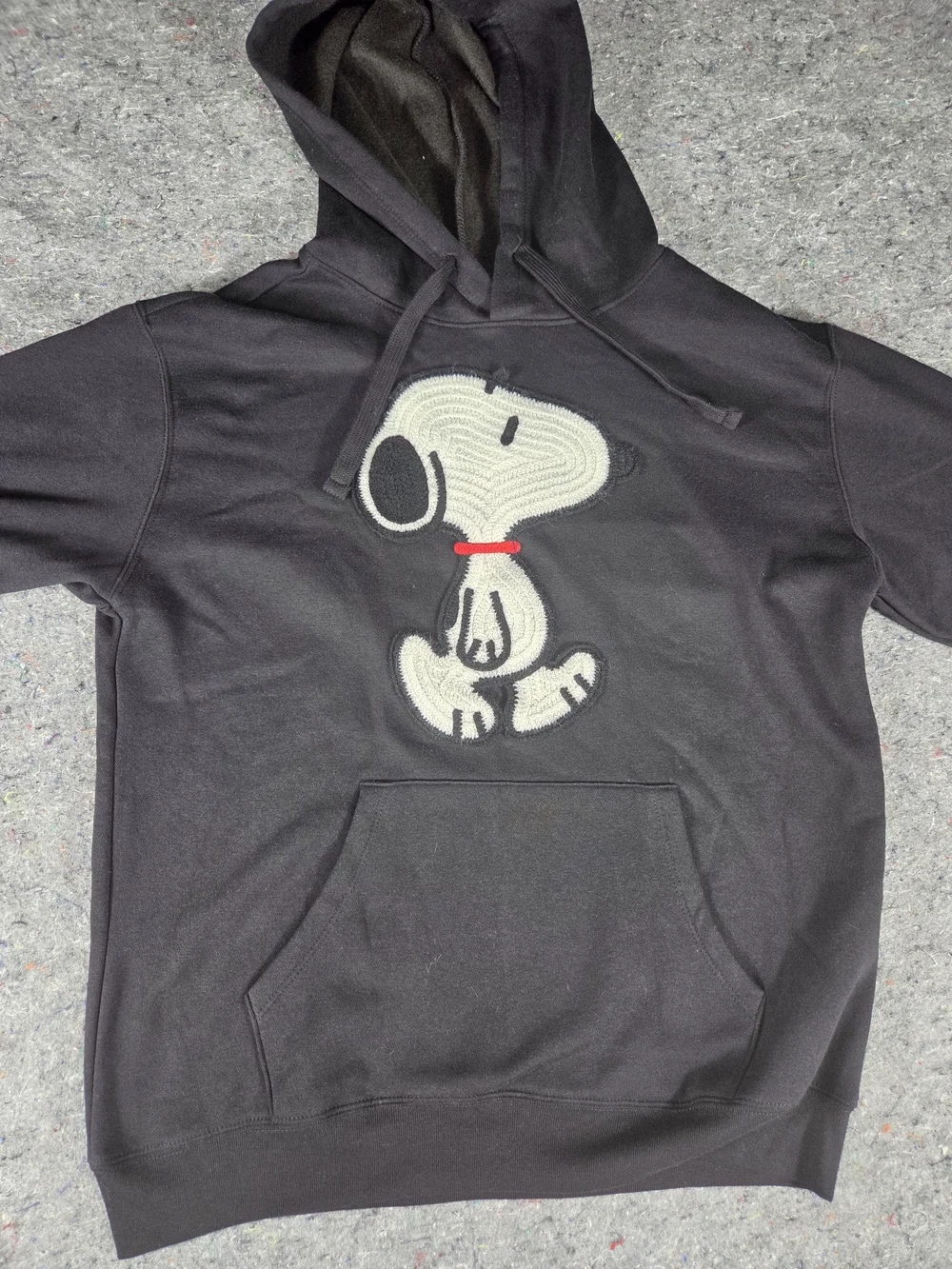 Peanuts Snoopy Chenille Patch Hoodie Black Medium NWT